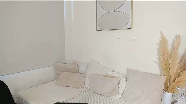 ZOEGARNER01 online show from November 9, 8:13 pm