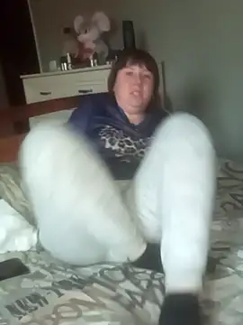 Snapshot of explored_romantic chatting on November 7, 12:31 pm explored romantic online show from November 7, 12:31 pm