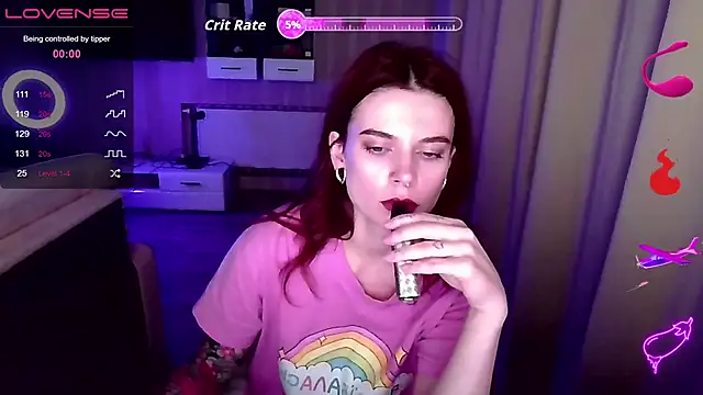 Snapshot of RinaDevil chatting on October 31, 8:05 pm RinaDevil online show from October 31, 8:05 pm