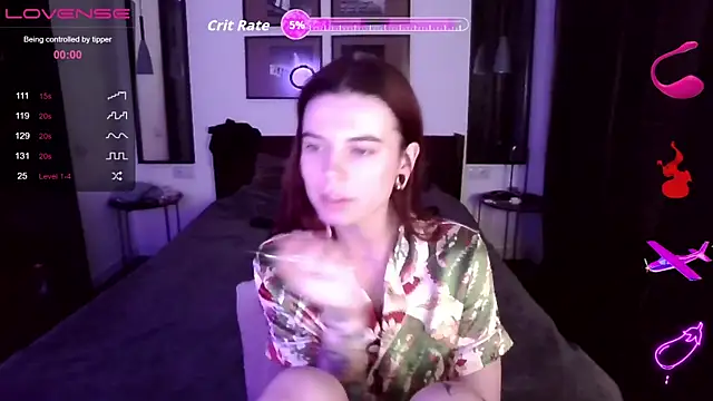 Snapshot of RinaDevil chatting on February 23, 1:44 pm RinaDevil online show from February 23, 1:44 pm