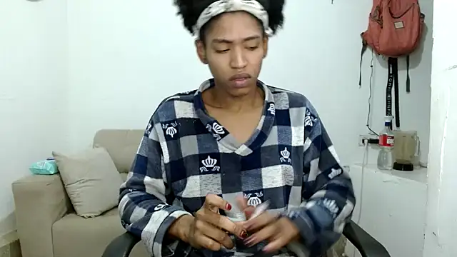 angelamarie1 online show from November 25, 12:44 am