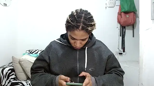 angelamarie1 online show from January 8, 9:59 am