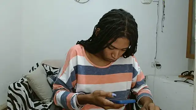 Snapshot of angelamarie1 chatting on June 13, 2:48 pm angelamarie1 online show from June 13, 2:48 pm