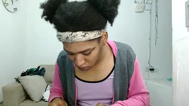 angelamarie1 online show from March 18, 12:08 pm