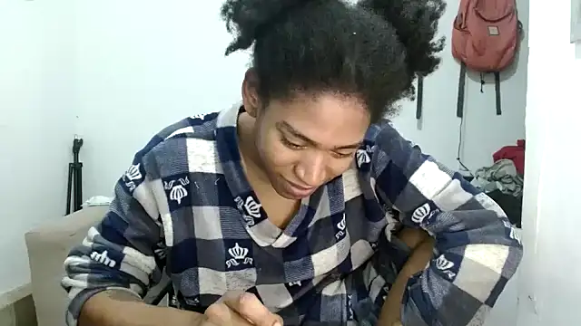 Snapshot of angelamarie1 chatting on September 13, 3:39 am angelamarie1 online show from September 13, 3:39 am