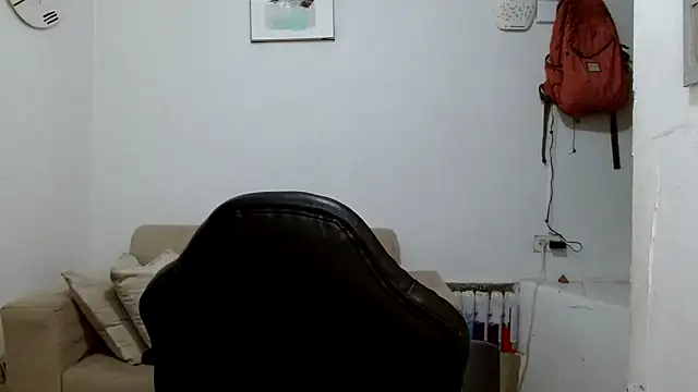 angelamarie1 online show from March 9, 11:58 am