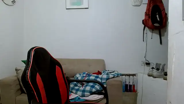 angelamarie1 online show from February 24, 12:17 pm