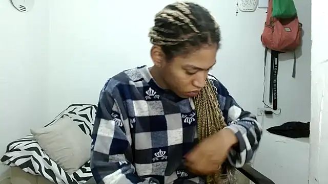 angelamarie1 online show from January 14, 10:08 am