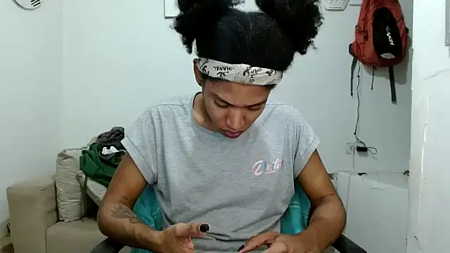 angelamarie1 online show from March 3, 5:36 am