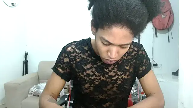 Snapshot of angelamarie1 chatting on September 25, 11:16 am angelamarie1 online show from September 25, 11:16 am