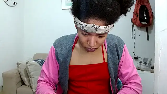 angelamarie1 online show from February 25, 12:05 pm