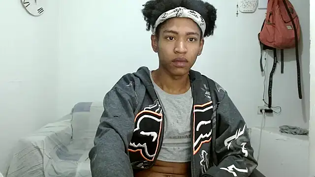 angelamarie1 online show from November 10, 10:42 am