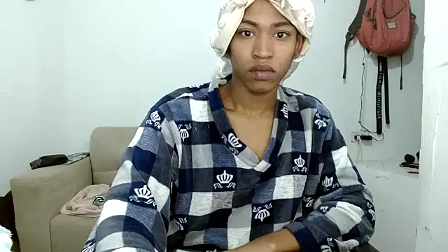 angelamarie1 online show from December 4, 1:21 pm