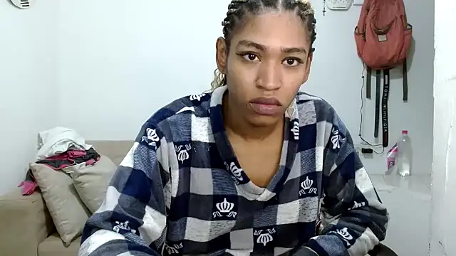 angelamarie1 online show from December 15, 11:49 am