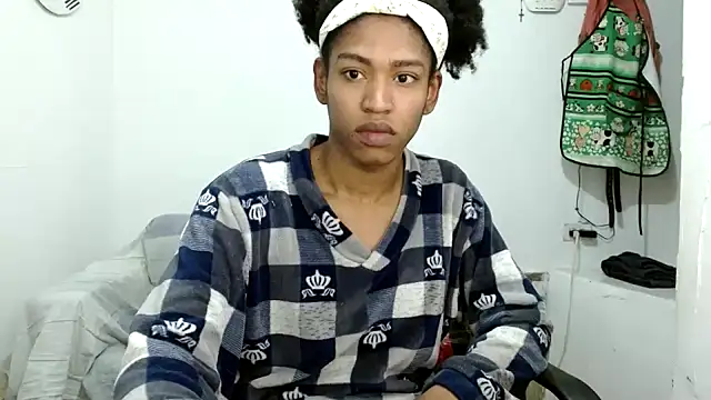 angelamarie1 online show from November 5, 11:13 am