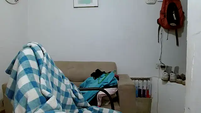 angelamarie1 online show from February 22, 11:06 pm