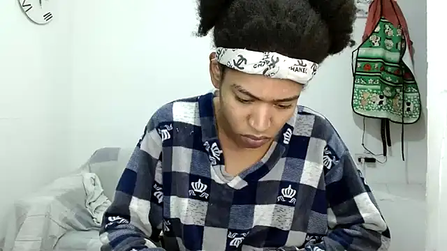 angelamarie1 online show from November 4, 9:40 pm