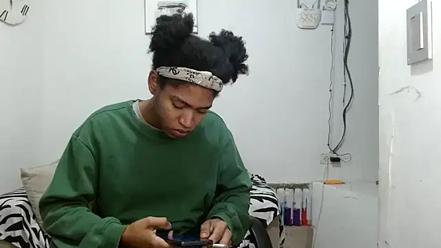 angelamarie1 online show from February 4, 10:32 am