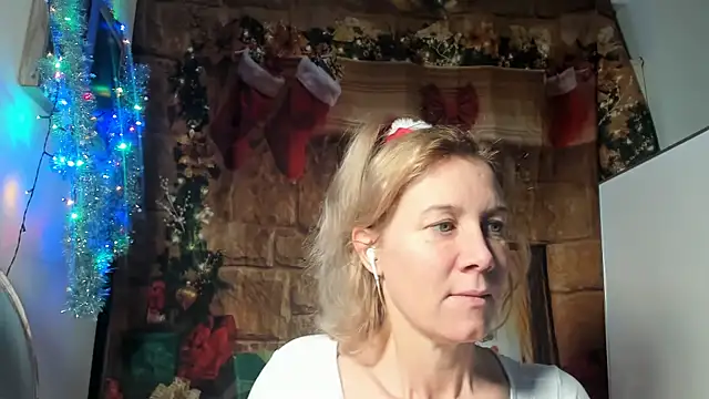 Lola Belgium online show from December 18, 9:03 am