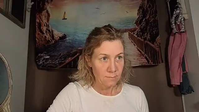 Lola Belgium online show from May 30, 5:36 am