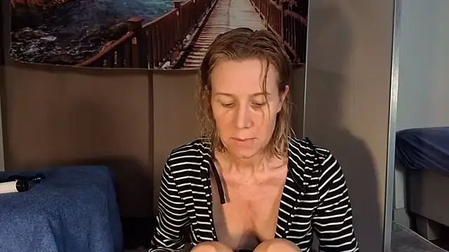 Snapshot of Lola_Belgium chatting on June 16, 6:35 am Lola Belgium online show from June 16, 6:35 am