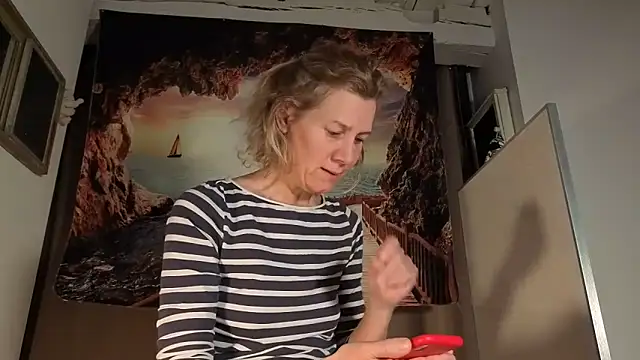 Snapshot of Lola_Belgium chatting on June 4, 6:07 am Lola Belgium online show from June 4, 6:07 am