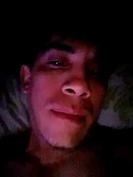 Snapshot of LarryCapija chatting on October 10, 5:41 am LarryCapija online show from October 10, 5:41 am