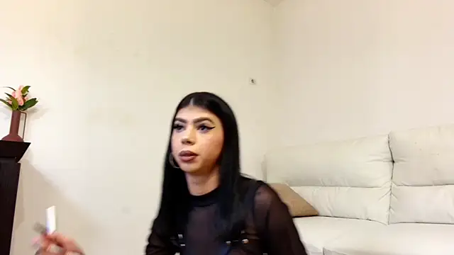 Snapshot of Sierra_Halle chatting on October 14, 8:09 pm Sierra Halle online show from October 14, 8:09 pm