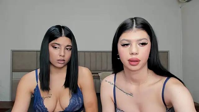 Snapshot of Sierra_Halle chatting on December 18, 9:18 pm Sierra Halle online show from December 18, 9:18 pm