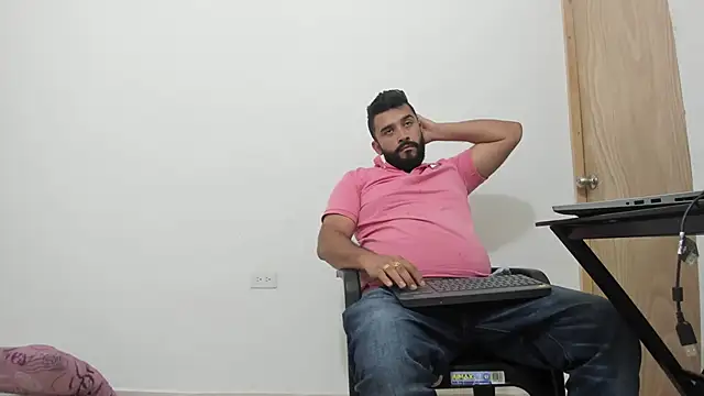 Snapshot of isearchcompany chatting on November 11, 9:53 pm isearchcompany online show from November 11, 9:53 pm