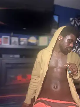 Snapshot of versetopcouple chatting on January 15, 1:25 pm versetopcouple online show from January 15, 1:25 pm