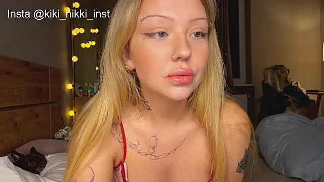 kiki nikki online show from November 20, 5:02 pm