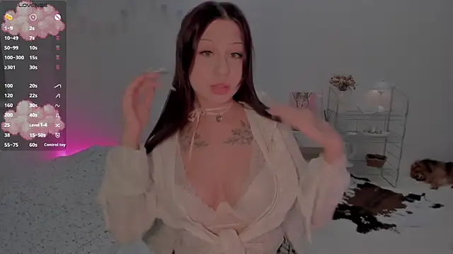 Snapshot of Mary_tiim chatting on October 23, 2:16 pm Mary tiim online show from October 23, 2:16 pm