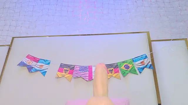 paola rodriguez online show from June 30, 10:04 am
