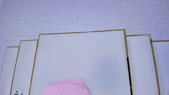 paola rodriguez online show from December 1, 12:17 pm