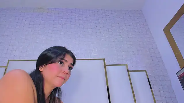 paola rodriguez online show from December 5, 11:09 am