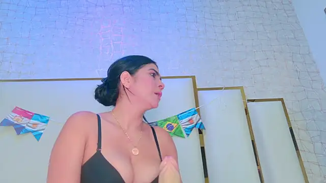paola rodriguez online show from June 27, 9:59 am