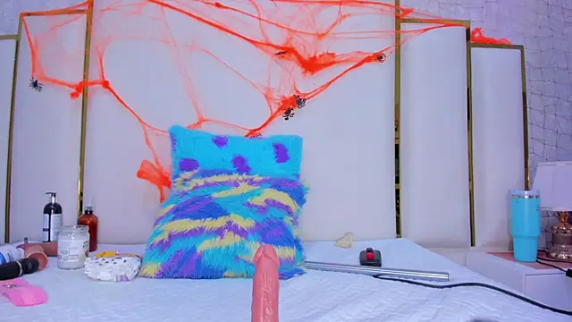 paola rodriguez online show from October 27, 7:37 pm