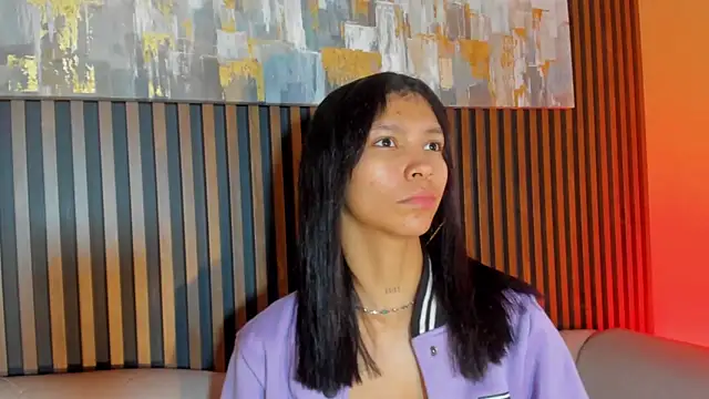 LauraAristizabal online show from December 20, 12:19 pm