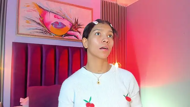 Snapshot of LauraAristizabal chatting on November 16, 12:43 pm LauraAristizabal online show from November 16, 12:43 pm