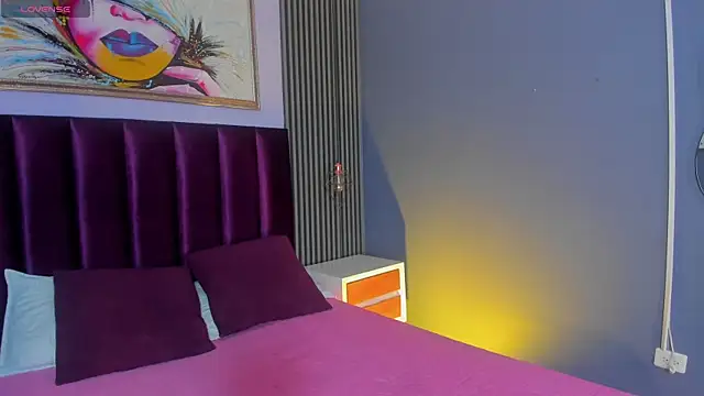 LauraAristizabal online show from March 26, 12:36 pm