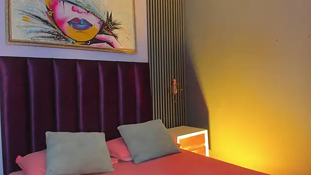 Snapshot of LauraAristizabal chatting on June 19, 12:11 pm LauraAristizabal online show from June 19, 12:11 pm