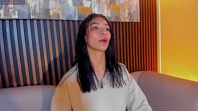 LauraAristizabal online show from March 17, 12:41 pm