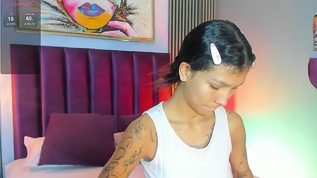 Snapshot of LauraAristizabal chatting on November 6, 11:36 am LauraAristizabal online show from November 6, 11:36 am