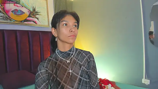 LauraAristizabal online show from February 14, 12:05 pm