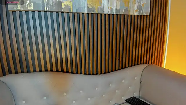 LauraAristizabal online show from March 19, 12:38 pm