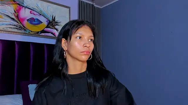 LauraAristizabal online show from February 1, 12:36 pm