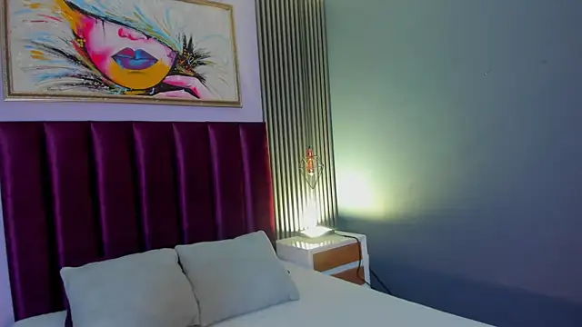 LauraAristizabal online show from April 5, 12:34 pm