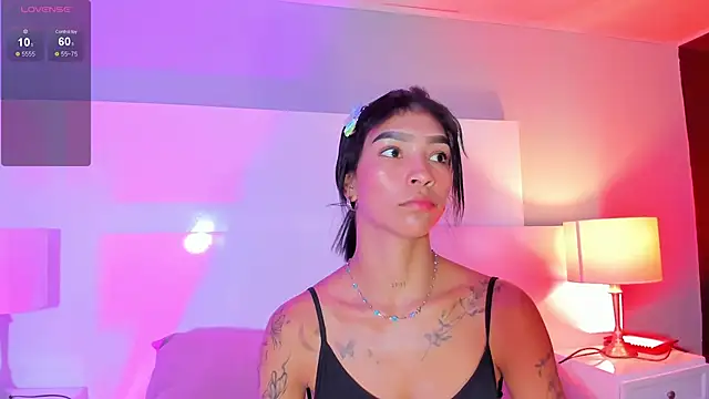 LauraAristizabal online show from January 19, 12:31 pm