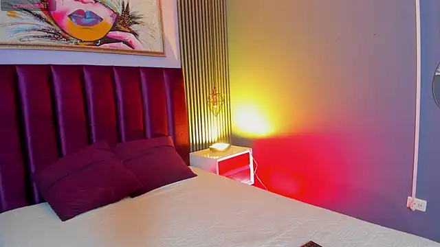 LauraAristizabal online show from March 14, 12:22 pm